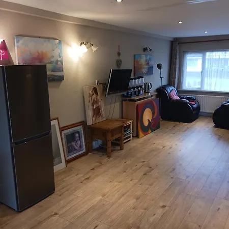 Πανσιόν Airbnb